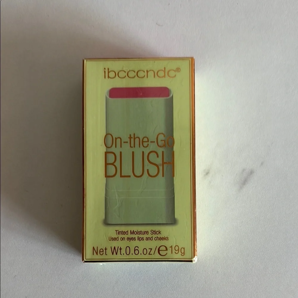 ibcccndc On-the-Go Blush Stick new in sealed box